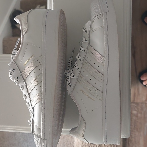 Womens Adidas SuperStar Sneakers - Picture 2 of 3